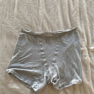 SKIMS Gray boyfriend Briefs